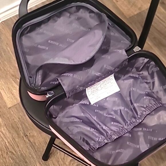 Steve Madden SM Logo Hard Shell Cosmetic Case - Picture 5 of 8